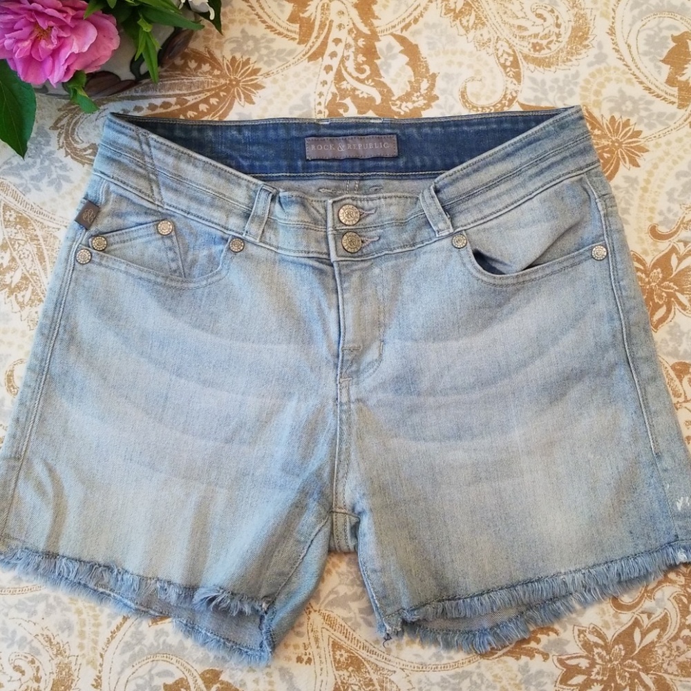 Rock Republic raw edge shorts - Picture 2 of 8
